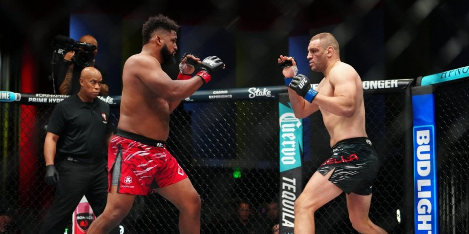 Hrvat brutalno zakucan za pod - Patosiran razornim udarcem (VIDEO)