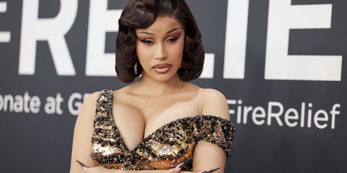 "Nisam oprala kosu tri meseca": Pevačica zgrozila svet: "Na glavi imam jaja bubašvaba"