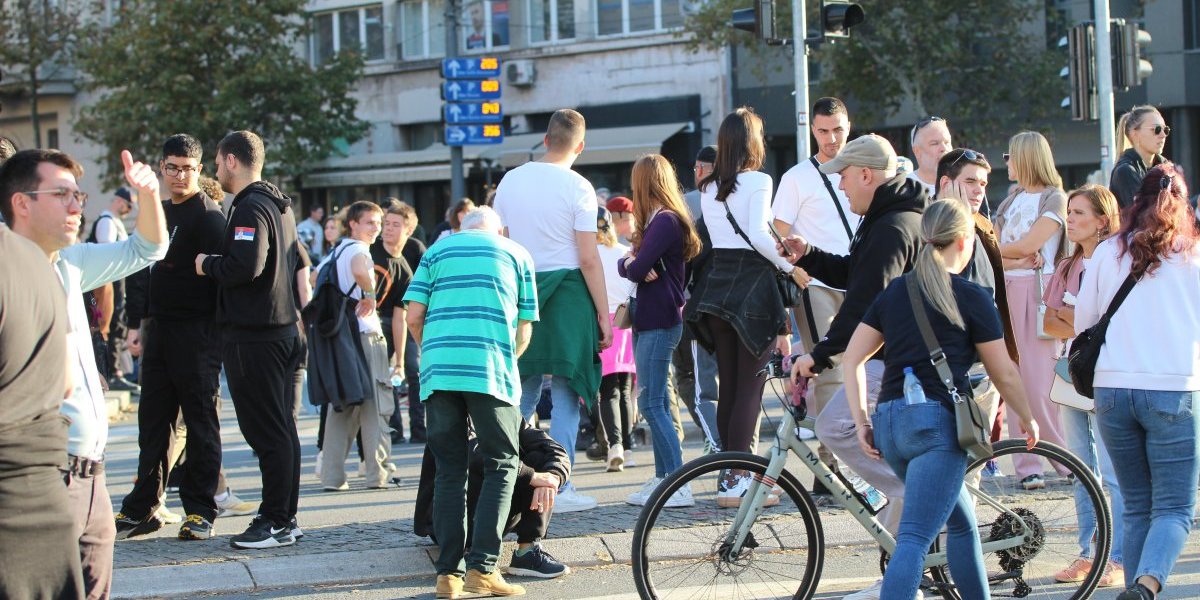 Blokaderi izazvali haos ispred Skupštine Srbije