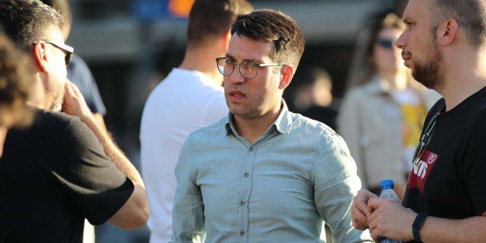 Uhvaćen! Veselinović "Na merama" - Dobrica krenuo u ekspediciju ka svom nosu (VIDEO)