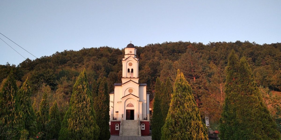 Za ovaj srpski manastir skoro niko nije čuo, a veruje se da u njemu dolazite u dodir sa Bogom: Postoji samo jedan uslov (FOTO)