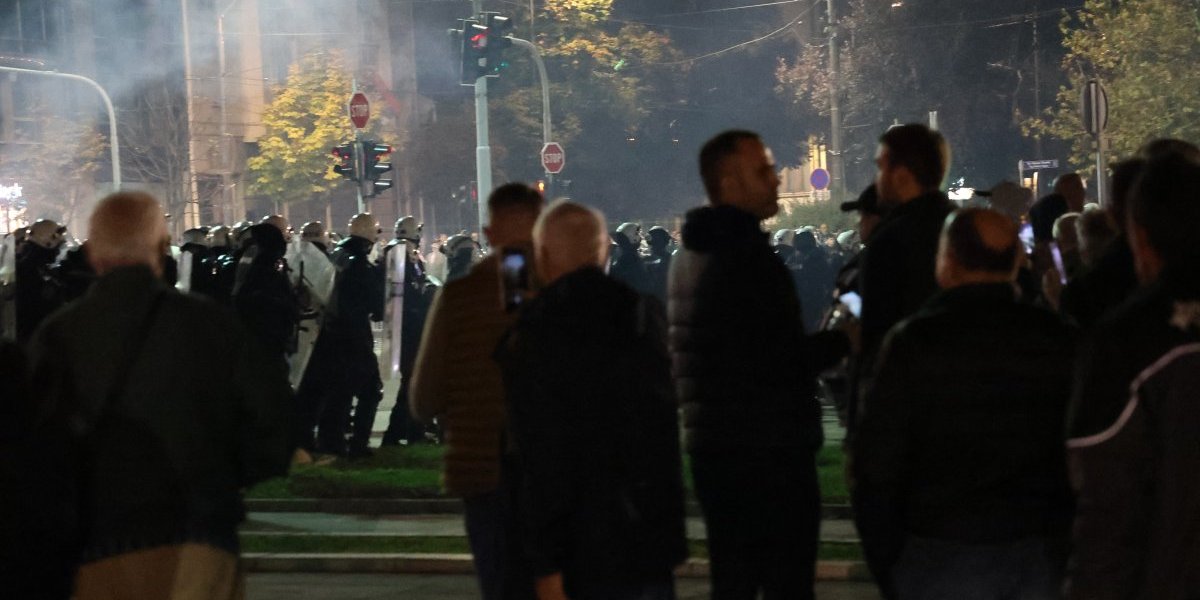 Skup ispred Skupštine