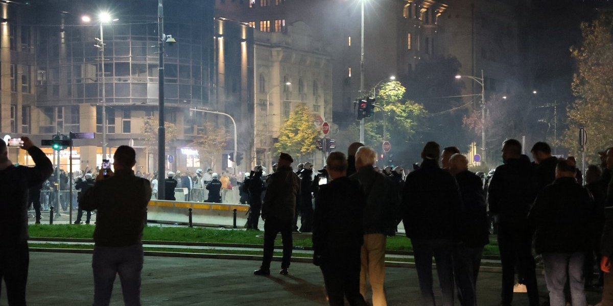 Skup ispred Skupštine