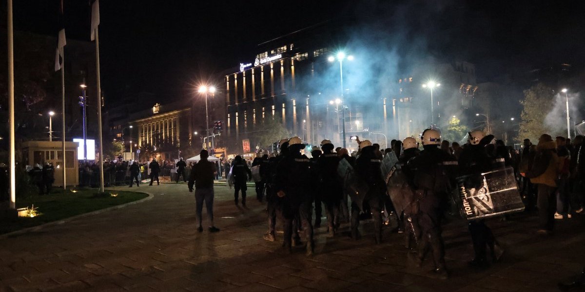 Skup ispred Skupštine