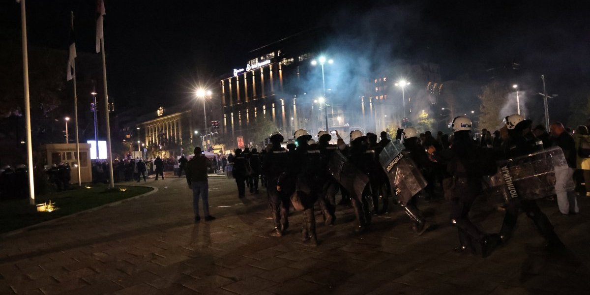 Skup ispred Skupštine