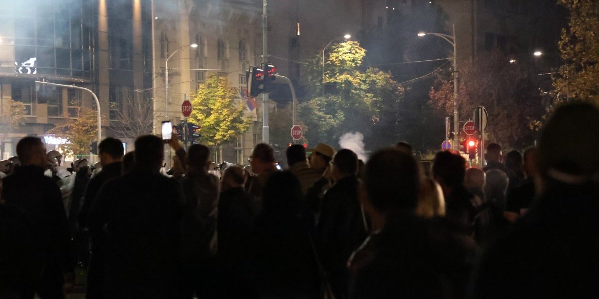 Skup ispred Skupštine