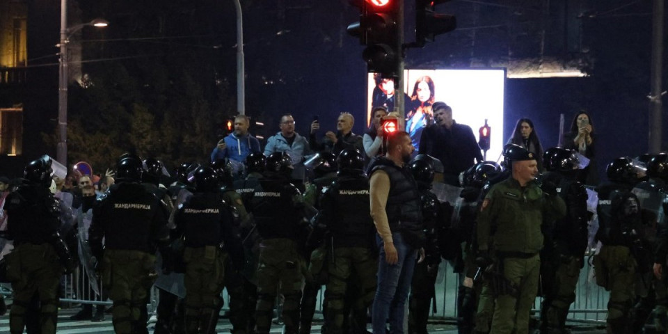 "Ne biva da vam novinari budu saveznici, niti vi njima": Nastavlja se rat blokadera na mrežama