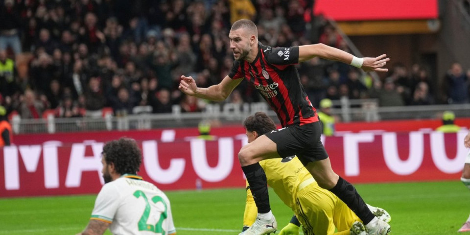 Pavlović zapalio "San Siro": Srbin doneo vođstvo Milanu protiv Rome (VIDEO)