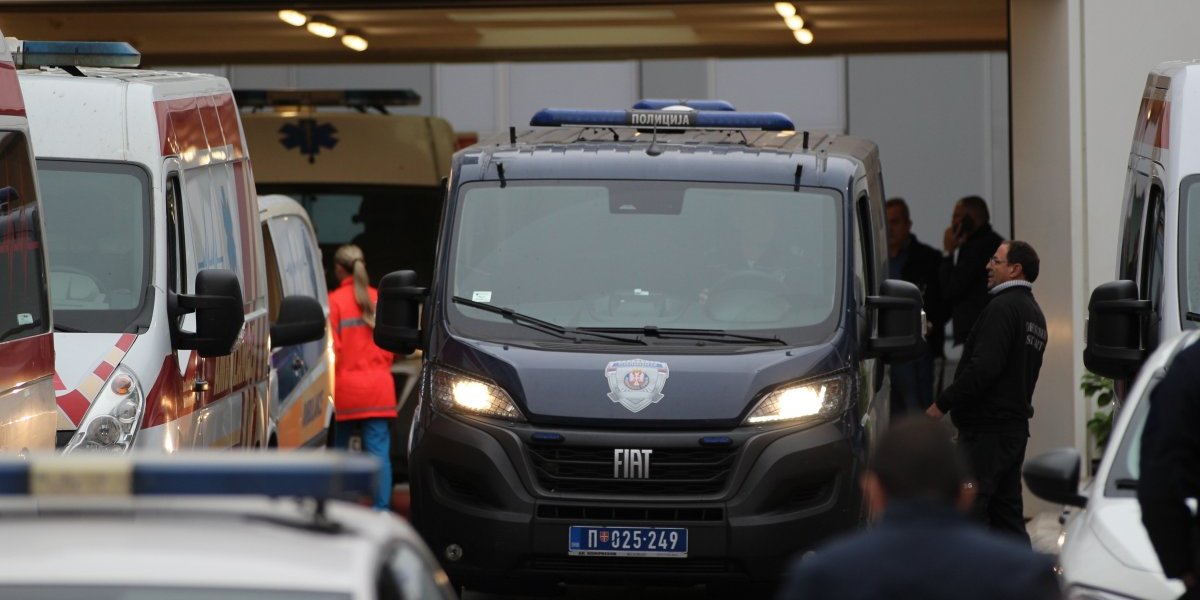 Stigla marica po Štimca: Pogledajte scene ispred Urgentnog centra (FOTO)