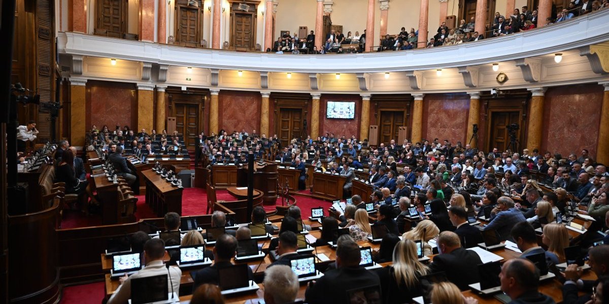 U Skupštini održan sastanak o legalizaciji: Ovog datuma počinje rok za podnošenje prijava (FOTO)