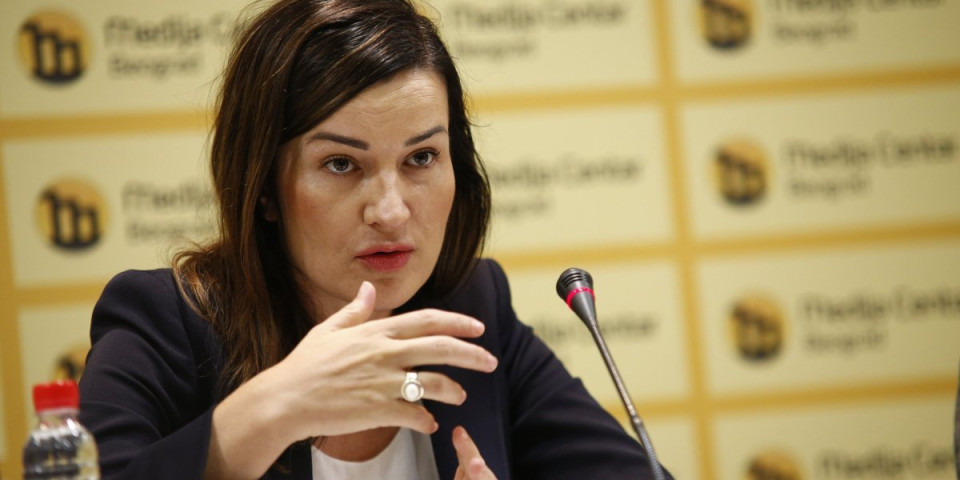 Frontalni udar na Hrku: Posle Šolakovog Georgieva na nju se ostrvila i Obućina - optužila je da radi za strane službe