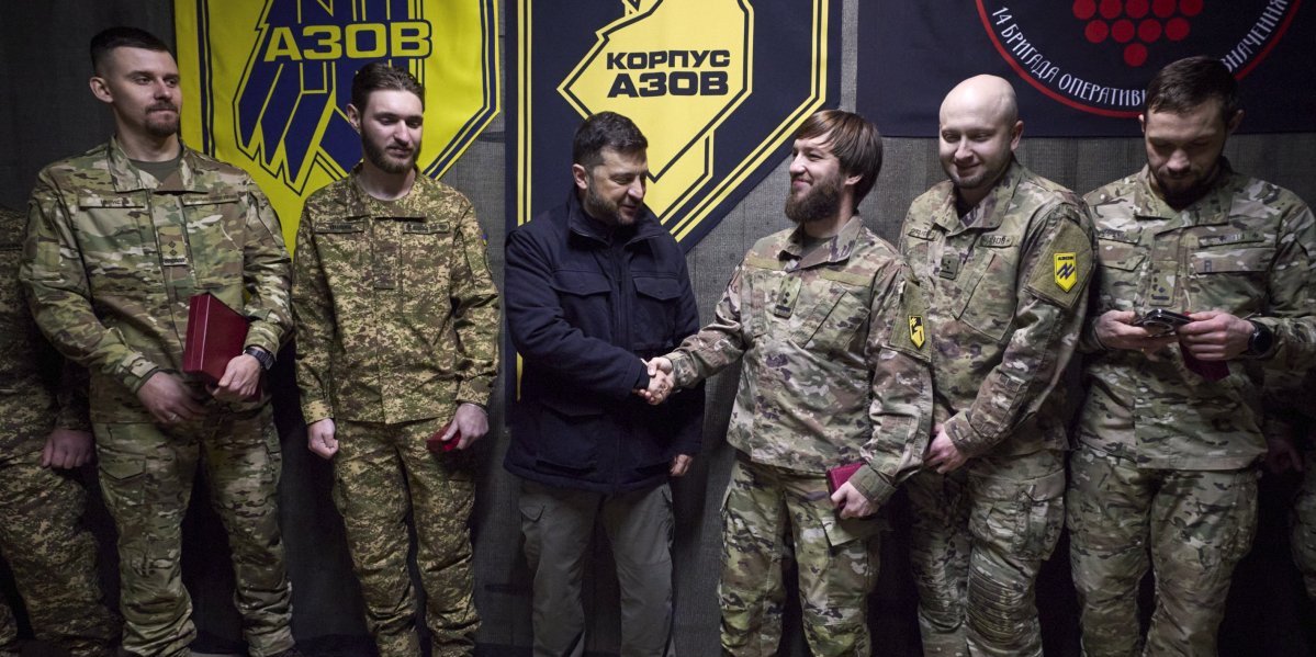 Panika u Ukrajini: Zelenski otišao na front, a svi se pitaju zašto baš sada (FOTO)