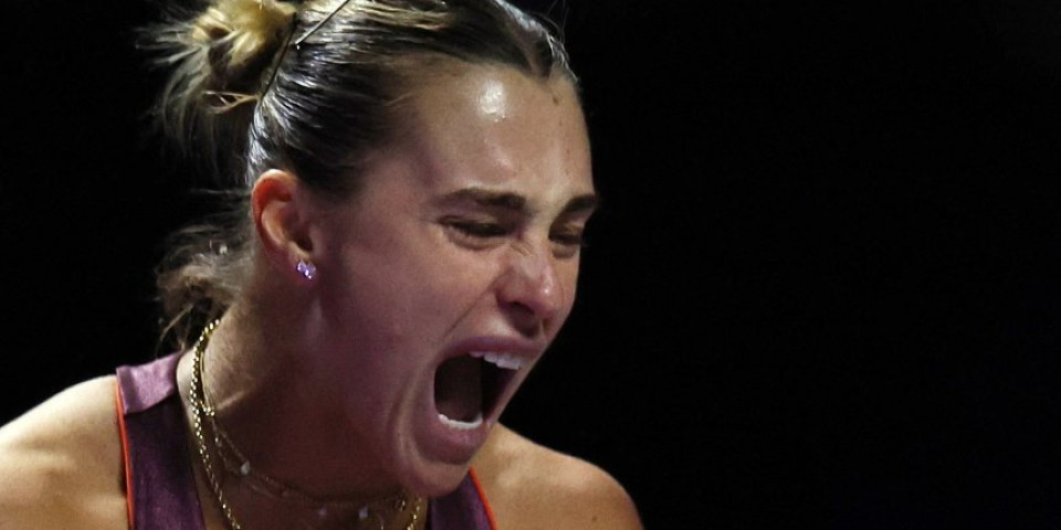 Sabalenka napravila skandal, vikala na trenera usred meča