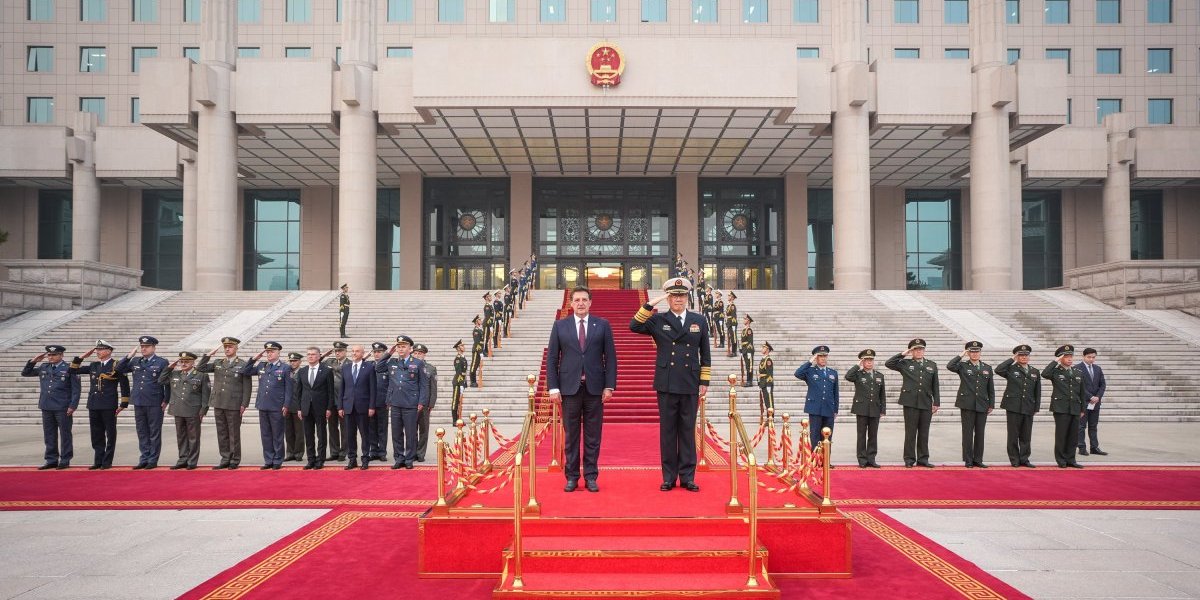 Bratislav Gašić i Dong Đun