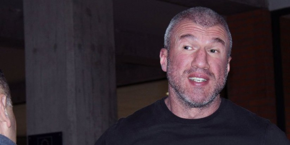 UDARNO! Bačulov pušten iz pritvora! Njegov trijumf ipak bio kratkog veka - UKP mu odmah stavio lisice na ruke (VIDEO)