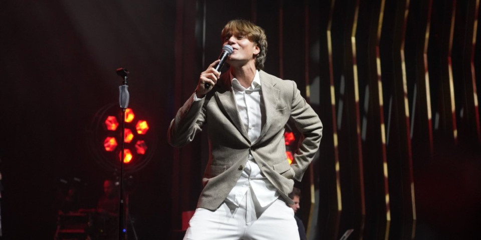 30.000 ljudi čekalo u redu za kartu: Jakov Jozinović novi fenomen na muzičkoj sceni