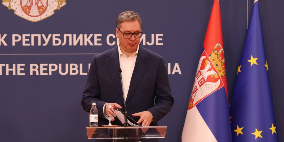 Ljubav i vera uvek pobeđuju mržnju! Vučić o blokaderima: Ne mogu da ponude ni program, ni listu, ni ideju (VIDEO)