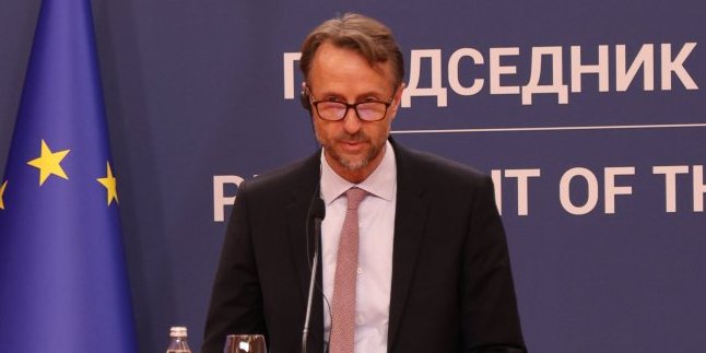 Sramota! Naša reporterka postavila pitanje ambasadoru EU: Odgovor je skandalozan (VIDEO)