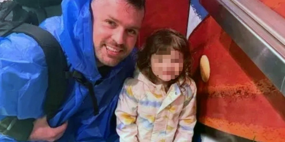 Otac ostavio ćerku u vrelom autu da umre dok je on gledao pornografiju i pio - Sačekala ga je strašna sudbina...