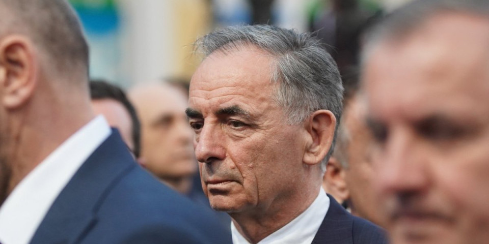 Ustaše Pupovcu prete smrću: Zbog priče o Jasenovcu hoće da mu skinu glavu