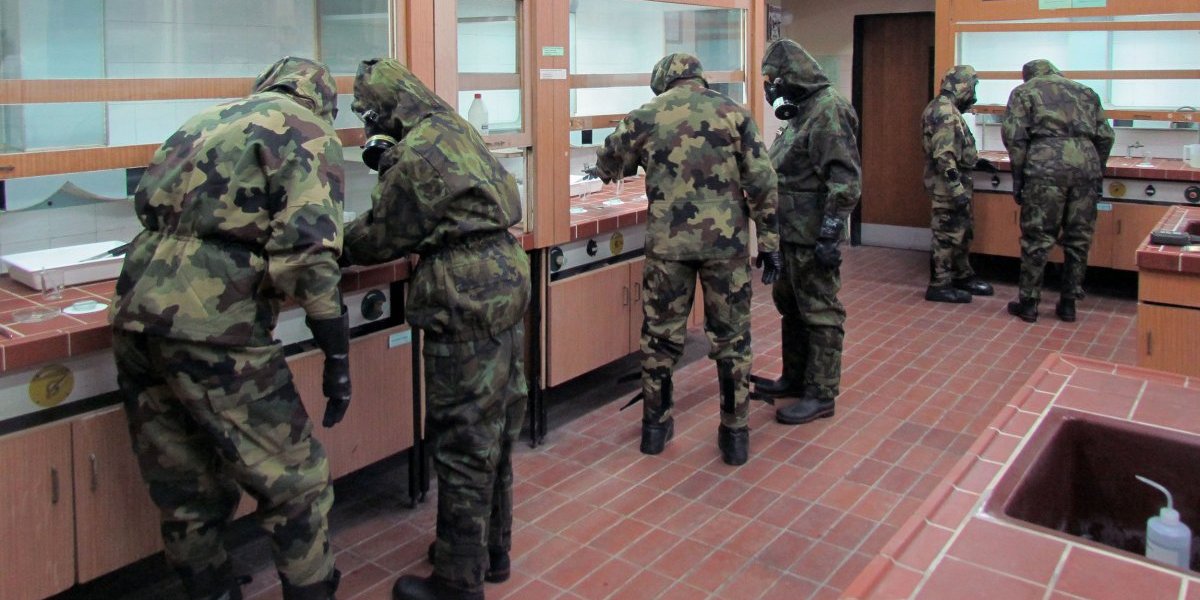 Vojska Crne Gore u srpskoj kasarni! U slučaju atomskog rata, znaće kako da se brane