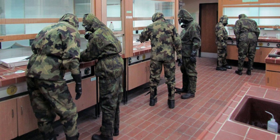 Vojska Crne Gore u srpskoj kasarni! U slučaju atomskog rata, znaće kako da se brane