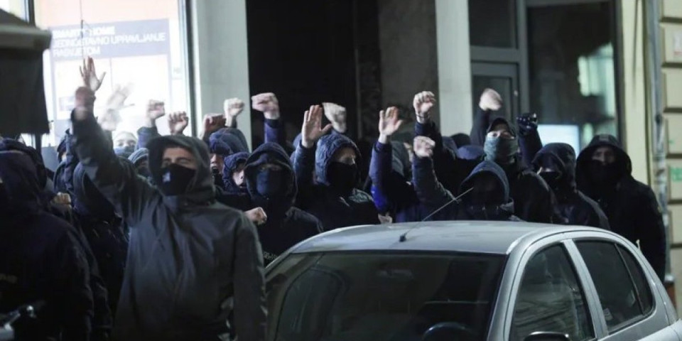 Novi zastrašujući snimci divljanja ustaša u srcu Zagreba - užasne scene uperene protiv Srba: Za danas najavljuju veće zlo (VIDEO)