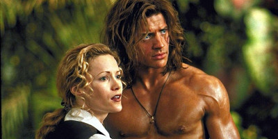 Glumac Brendan Frejzer je 2003. godine bio žrtva seksualnog zlostavljanja od strane jednog muškarca zbog čega je pao u depresiju i povukao se iz javnosti.