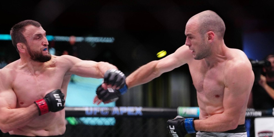 Brutalni Srbin uništio Rusa - Medić razornim udarcima nokautirao rivala (VIDEO)