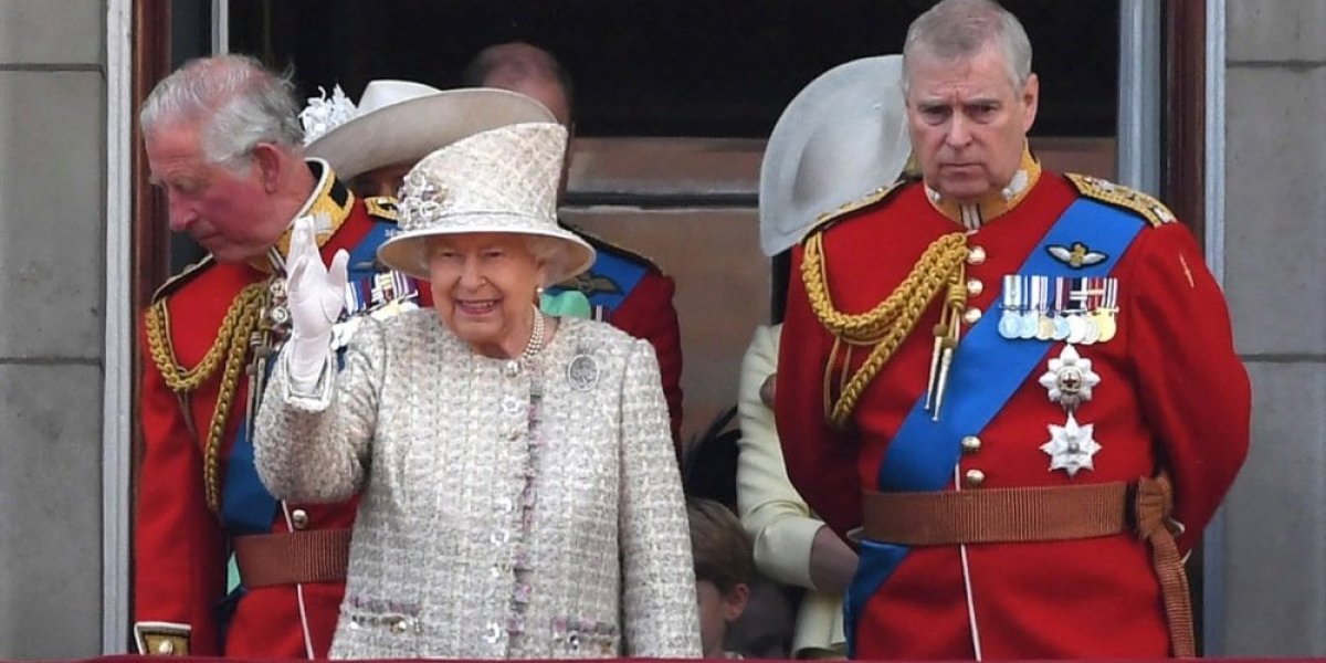 Šok tvrdnja drma engleski dvor: Znate li koga je princ Endru dovodio u Bakingemsku palatu? Kraljica znala?