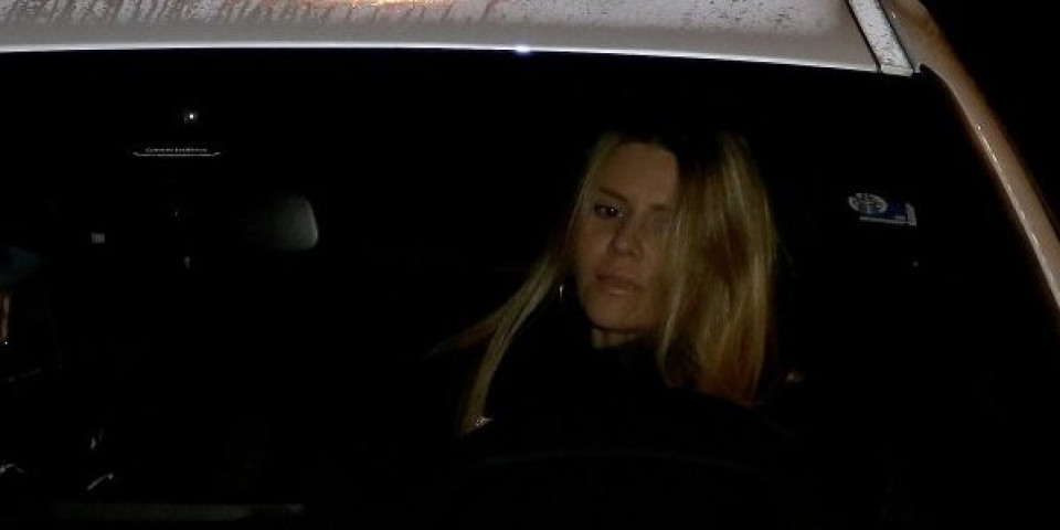 Melina nakon veridbe stigla u Beograd - Evo zašto je došla i sa kim je provela noć