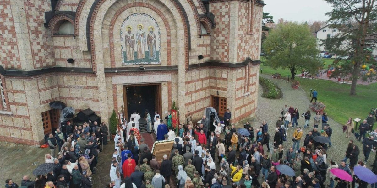 Hram Sveta Tri Jerarha