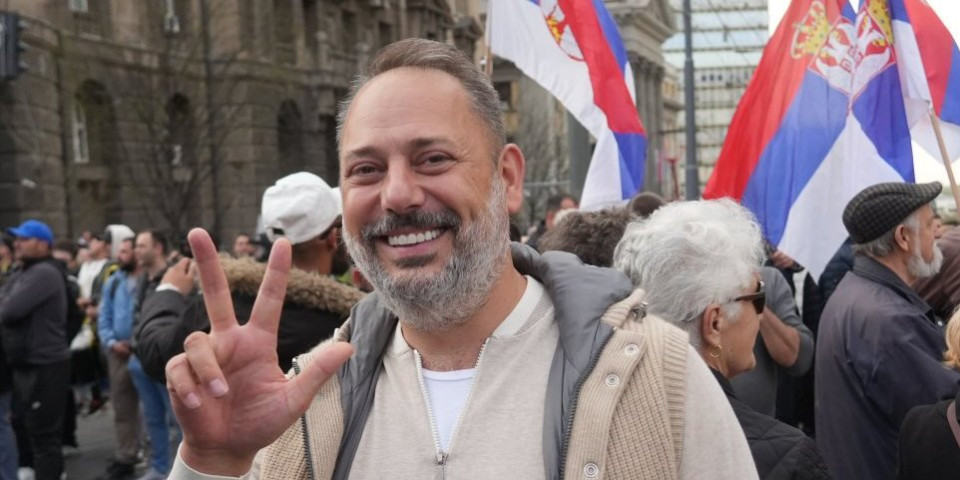 Oglasio se Babić nakon napada blokadera: "Možete da me prijavljujete, ali ne i ugasite"