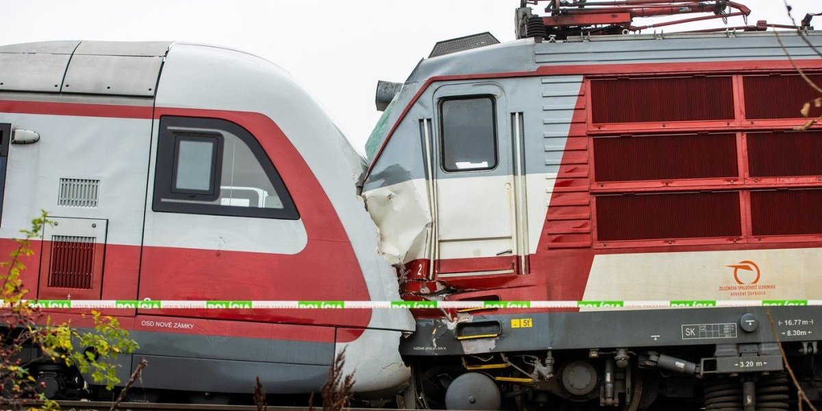 (FOTO/VIDEO) Direktan sudar vozova sa više od 800 putnika - Više od 79 povređenih: Hitno se oglasio premijer