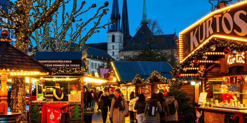Novogodišnji i božićni san u srcu Evrope: Otputujte u zemlju 70 dvoraca i praznične magije (FOTO/VIDEO)