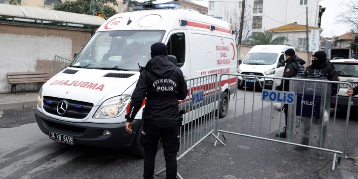 (UZNEMIRUJUĆE) Direktor škole snimljen kako radi užasnu stvar učeniku: Usledilo strašno saznanje