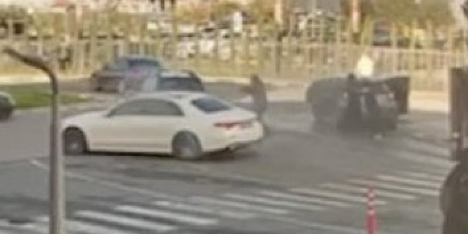 Brutalni mafijaški obračun na aerodromu: Vođa kartela izrešetan sa više od 100 hitaca (UZNEMIRUJUĆI VIDEO)