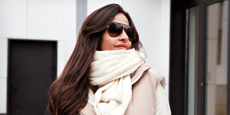 Modni komad naših baka je vodeći hit: Trendi i topao - ove zime ga nećemo skidati (VIDEO)