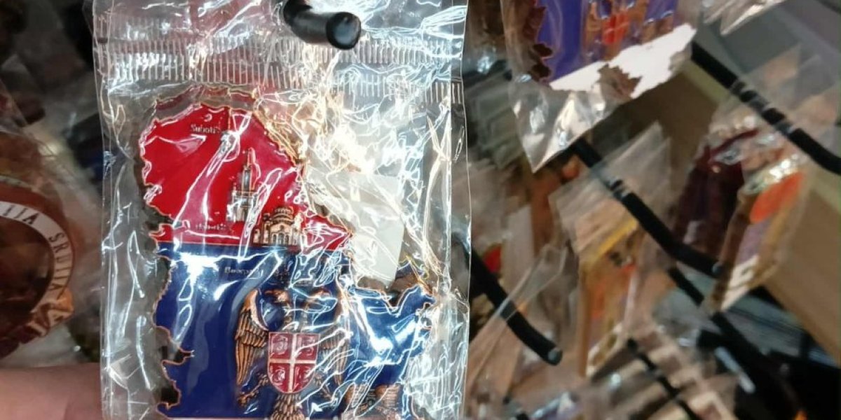 Zaplenjeni magneti u kineskoj radnji