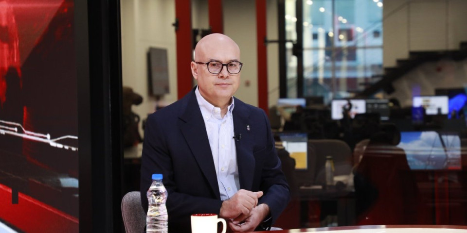 "Nastavljamo da gradimo društvo znanja, stabilnosti i odgovornosti": Vučević razgovarao sa polaznicima političke akademije Fondacije "Svetozar Miletić"