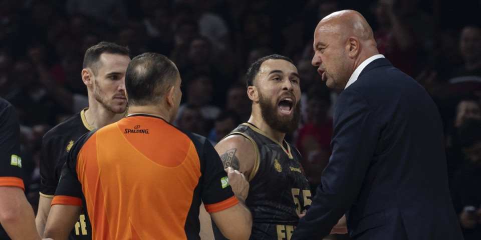 Umalo nastao opšti haos! Džejms optužio navijača Zvezde, on odmah isteran iz Arene: Evo šta se desilo