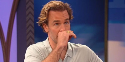 Glumac Džejms Van Der Bik stavio je na aukciju niz dragocenih suvenira iz kultne serije "Dosonov svet" kako bi prikupio sredstva za lečenje od raka.