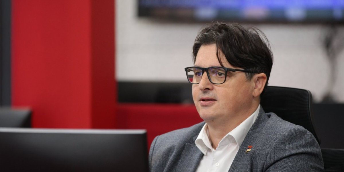 Oglasio se Mrdić: Dolovac i Nenadić odgovorni za haos u pravosuđu i blokade u Srbiji