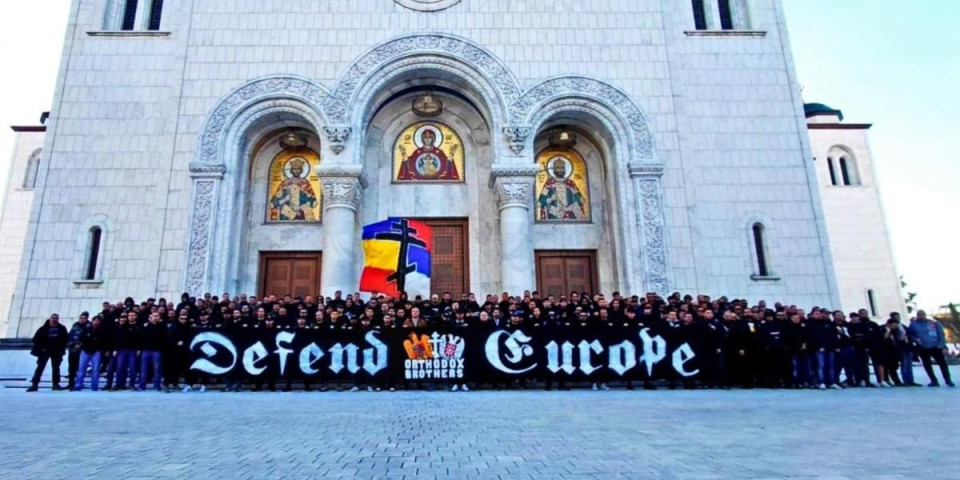 Rumuni, vi ste naša braća! Krenuli na utakmicu u BiH, svratili do Hrama Svetog Save i poslali moćnu poruku