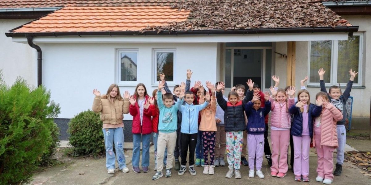 Arno Gujon podelio lepu vest: Renovirana škola u Berivojcu na Kosovu i Metohiji - 54. po redu