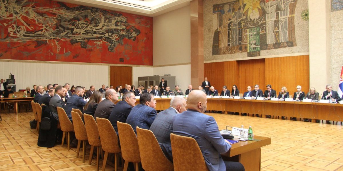 Tačno u  9 sati: Vlada Srbije sutra vanredno o energetskoj situaciji u zemlji