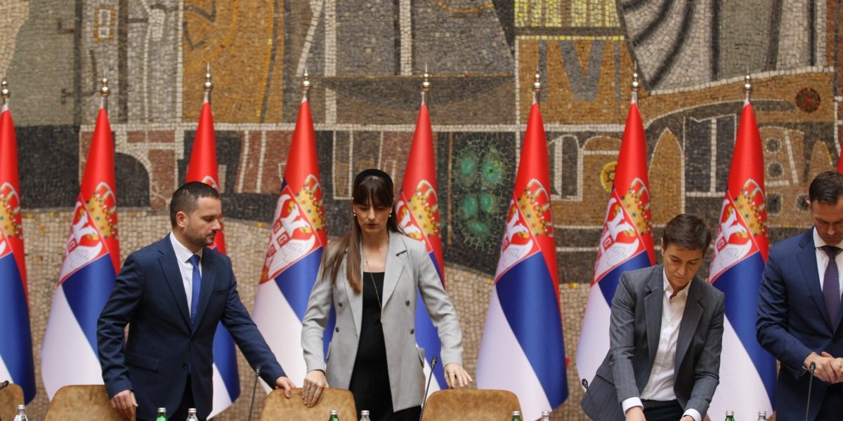 Završena vanredna sednica Vlade o NIS-u: Ovo je glavna poruka