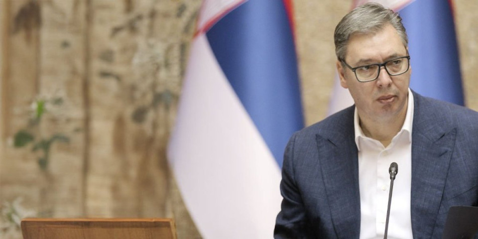 "I rafinerija i NIS moraju da rade!" Vučić na sednici Vlade: Donećemo odluku kakvu moramo (VIDEO)