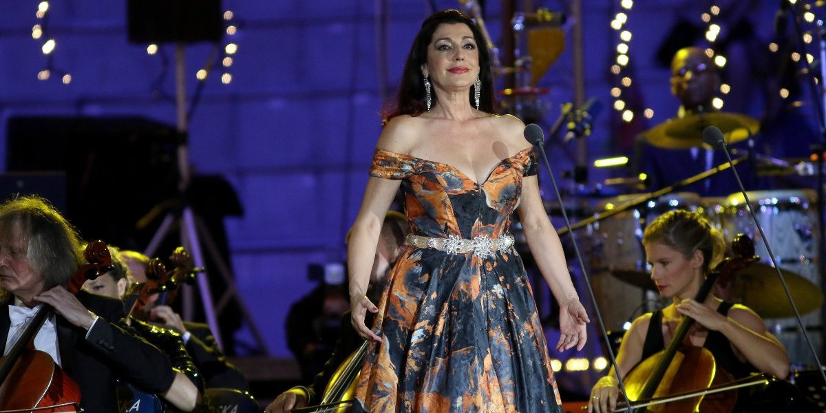 Na krilima zmaja Jadranka Jovanović