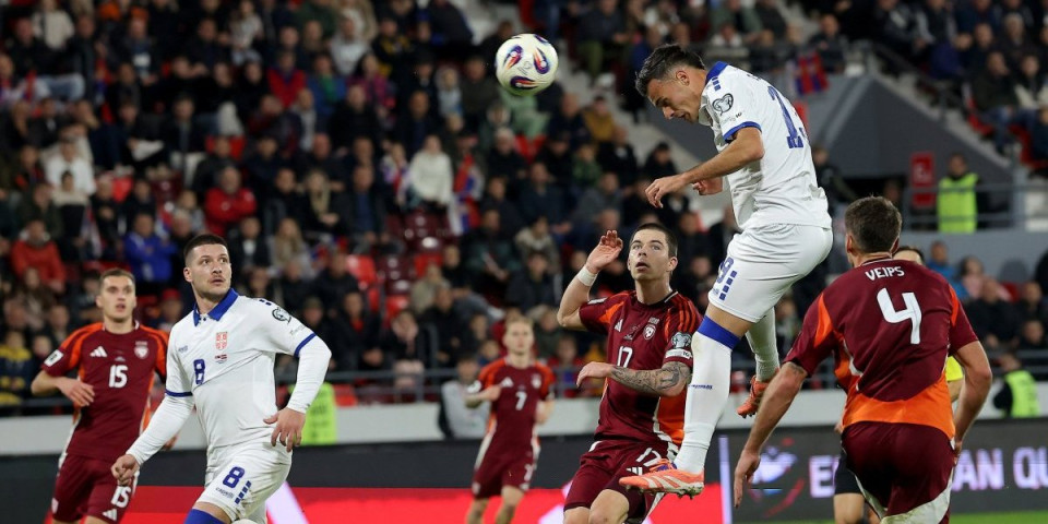 Pobeda Srbije za kraj - Paunović se izvukao maestralnim izmenama, veliki preokret u Leskovcu